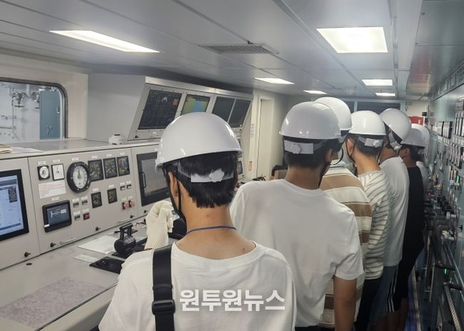 인천남부교육지원청, ‘해양탐구자 및 작가 캠프’ 운영