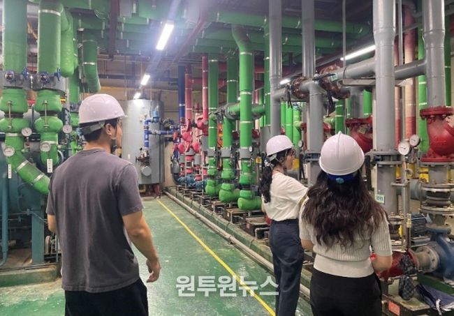 전남직업능력개발원에서 현장 안전점검을 실시하고 있는 모습