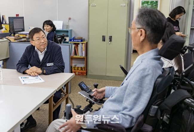 김경호 광진구청장, 추석 맞아 장애인 시설 방문… 소통의 시간 가져