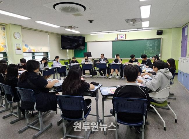 학생 사고력 키우는 독서토론수업 현장 적용