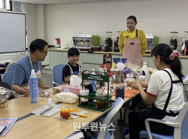 충주시 평생학습관, 주말형‘휴일학습관’성황리 마무리