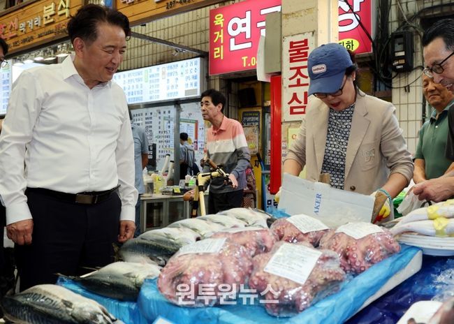 ‘전통시장에 생기를, 지역경제에 활력을’ 김영환 충북도지사, 민생현장 소통 행보