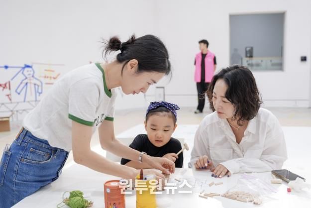 서울시립미술아카이브 ‘여기저기 키즈카페’ 운영 모습