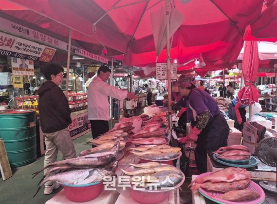 정종복 기장군수, 추석 앞두고 기장시장 방문