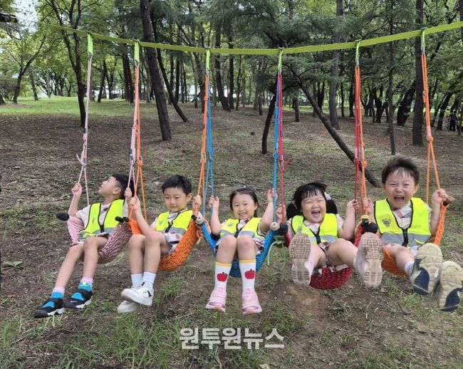 ‘숲속 인형극 및 숲밧줄놀이’운영