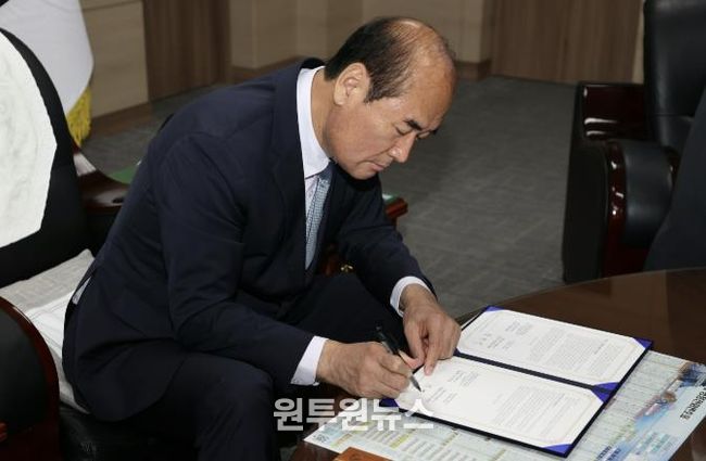 상주시, 베트남 까마우성 외국인 계절근로자 유치 MOU 체결