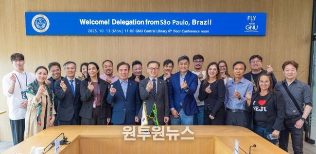 브라질 상파울루시 대표단이 10월 13일 오전 경상국립대학교를 내방하여 권진회 총장을 예방하고 우주항공, 문화콘텐츠, 미디어 분야의 협력 방안을 논의했다.