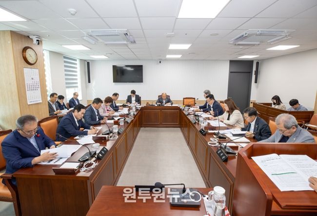 해남군의회, 2025년도 제16차 의원간담회 개최