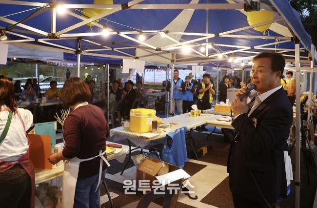 의왕시 (사)행복연대징검다리, 더 함께 바자회 성료