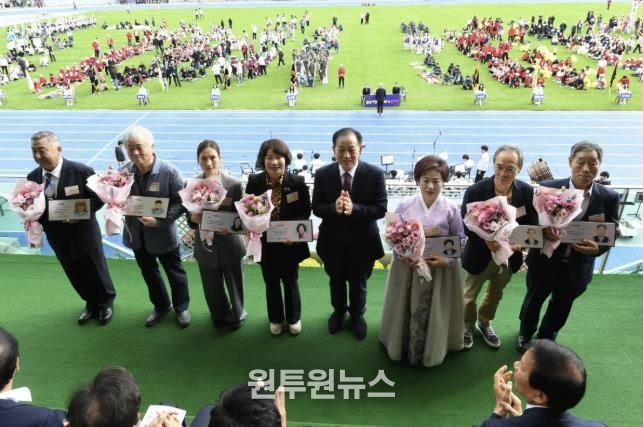 제74회 문경시민체육대회 및 문화제 성황리 개최