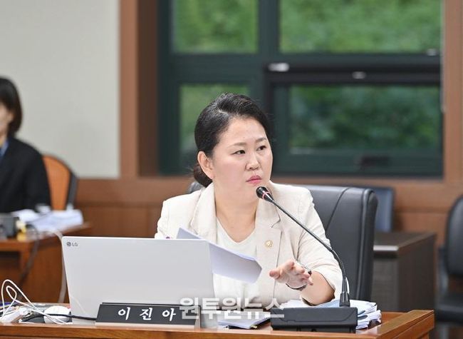 파주시의회 이진아 의원, '파주시 고등학교 졸업자 고용촉진 조례안' 발의