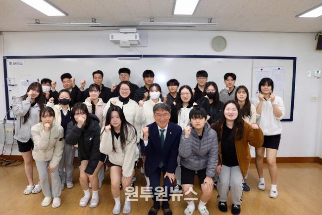 천창수 울산교육감, 수능 앞두고 고3 수험생 격려