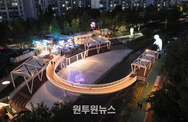 서울시, 수변활력거점 14호 '당현천 당현마루' 개장