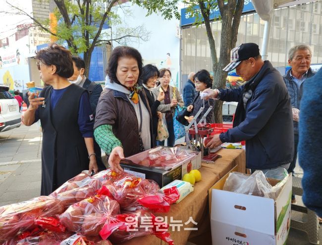 제1회 진상(進上) 축제에서 영주 농특산품
