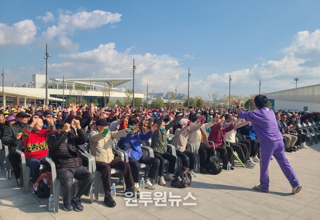 (사)대한노인회 동구지회, 제5회 어르신 건강걷기대회 성황리 개최