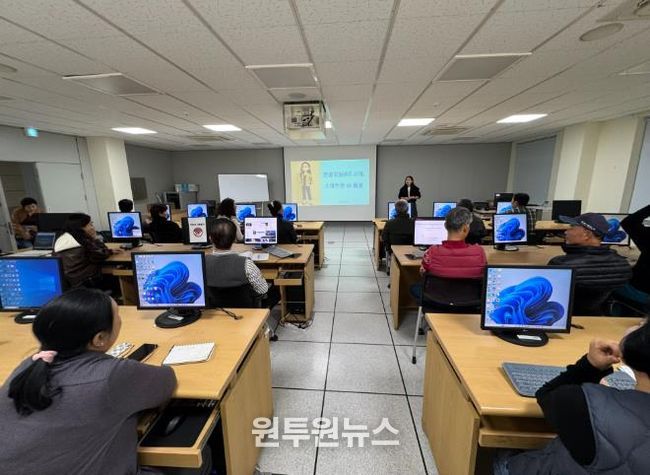 고성군 ‘AI 및 챗GPT 기초’ 군민 정보화교육 실시