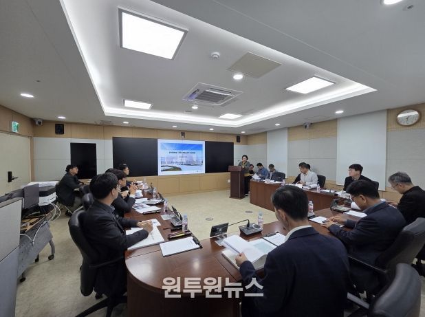 경북교육청, 안강중학교 그린스마트스쿨 중간설계협의회 개최(학생이 꿈꾸는 미래학교, 지역이 함께 만드는 배움터)(중간설계협의회 모습)