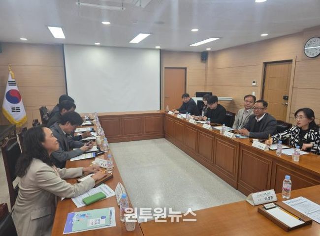 경북교육청, ‘경북학생성장지원평가’로 학생 성장 지원 한 단계 도약!!(현장 친화적 평가 시스템 고도화로 맞춤형 성장 지원 체계 강화)(경북학생성장지원평가 발전 방향 모색 협의회 모습)