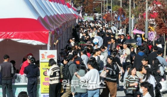 ‘2025 순창 코리아 떡볶이 페스타’, 4만 명 참여 속 대미 장식