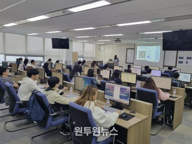 지난해 성남시 청년 희망 인턴 사업 참여자 직무교육 때