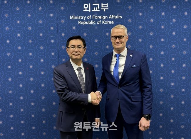 정연두 외교전략정보본부장, NATO 의회연맹 대표단 면담