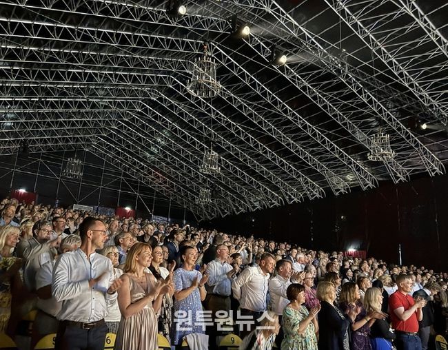 사아레마 오페라페스티벌 진출