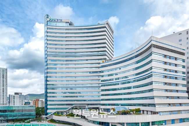 경기도가 민선 8기 3년 차 대표 정책을 뽑기 위해 오는 15일부터 온라인 투표를 진행한다.