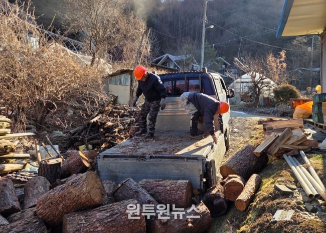사랑의 땔감 나눔 행사
