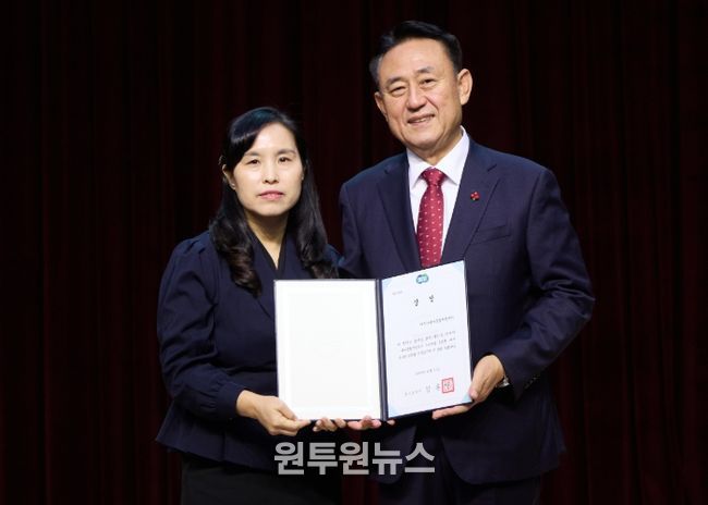 여주시육아종합지원센터, “2025년 육아종합지원센터 우수사업 공모전” 경기도지사상 수상