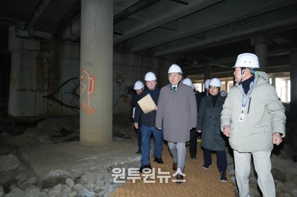 용담동 오수 유출 민원 현장 점검