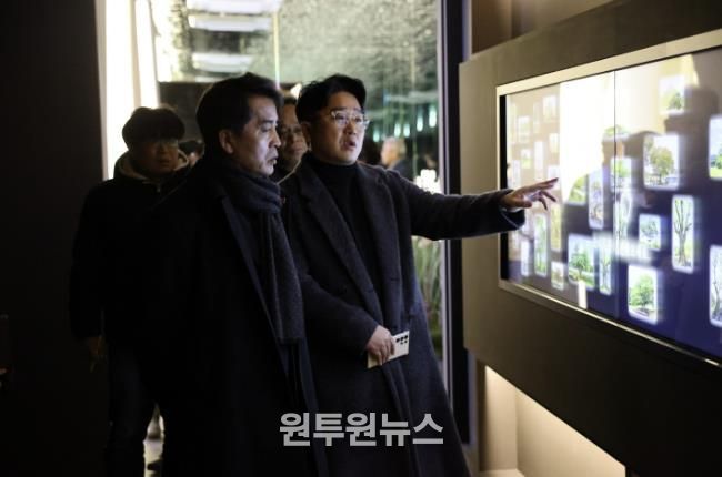최재형 보은군수, '소나무 미디어 숲' 현장 점검… 2월 재개관 '청신호'