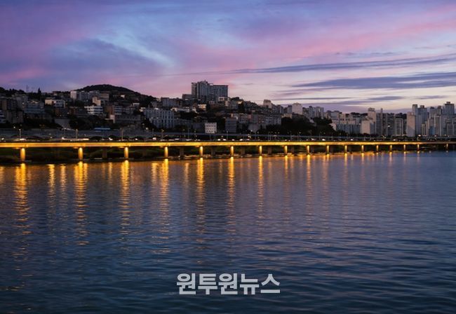 강변북로 두모교 경관조명 개선 후 예상도