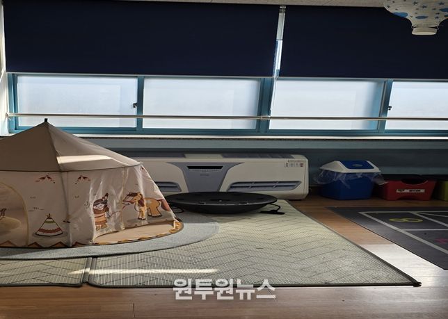 조치원대동초 바닥형 공기정화장치 설치 모습