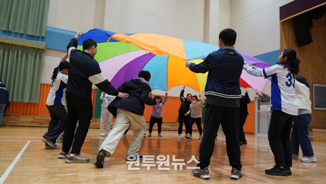 수련활동 실내활동 프로그램 중 협동놀이 체험