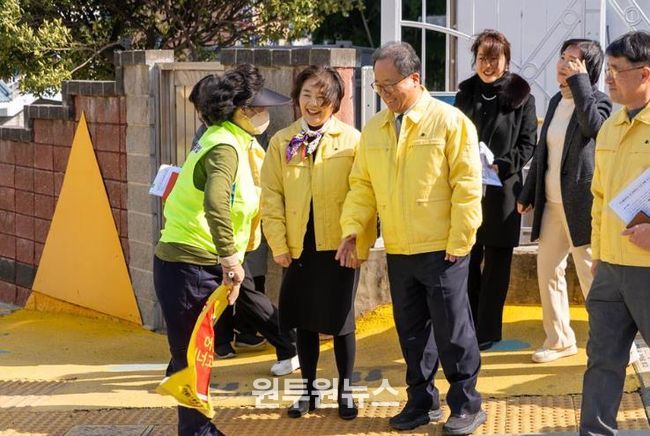 통학로 점검 모습