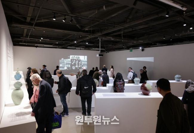 특별전 '이천 그리고 그 너머: 형태 안의 공간'