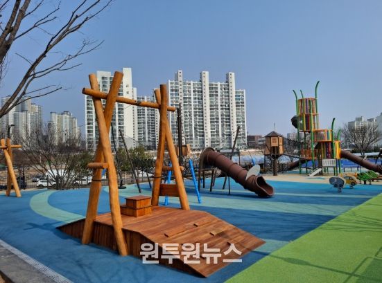 고령군, 다산면에 새롭게 조성한 ‘좌학공원 어린이놀이터 개장’