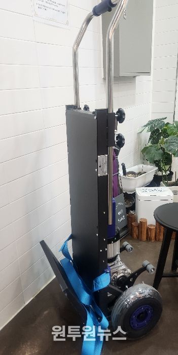 재)광명시자원봉사센터, 지역사회 음식나눔 활성화를 위한 채움부엌에 구름산도당굿보존회 무릉도원, 전동 이동 카트 제공