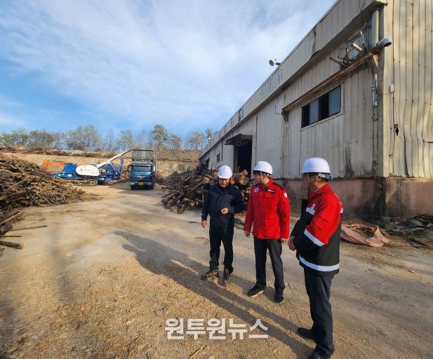 산림청은 4월 13일부터 14일까지 경북지역 산불피해목 제거사업 추진 상황을 긴급점검한다고 밝혔다.